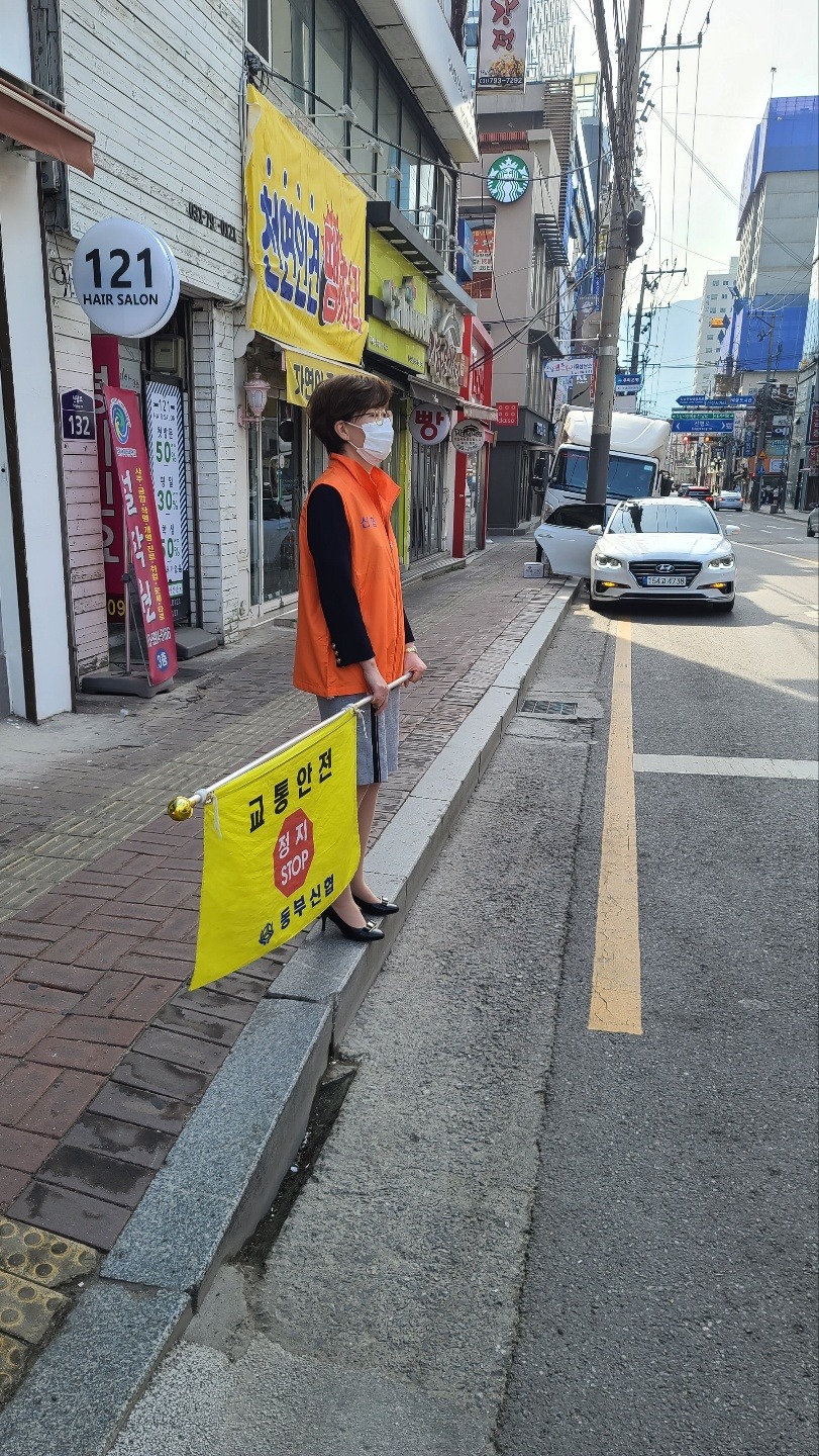 KakaoTalk_20220512_083410077_05.jpg